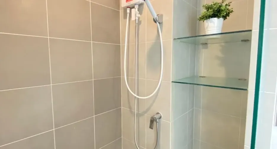 À vendre 1 chambre condo à Bang Na, Bangkok