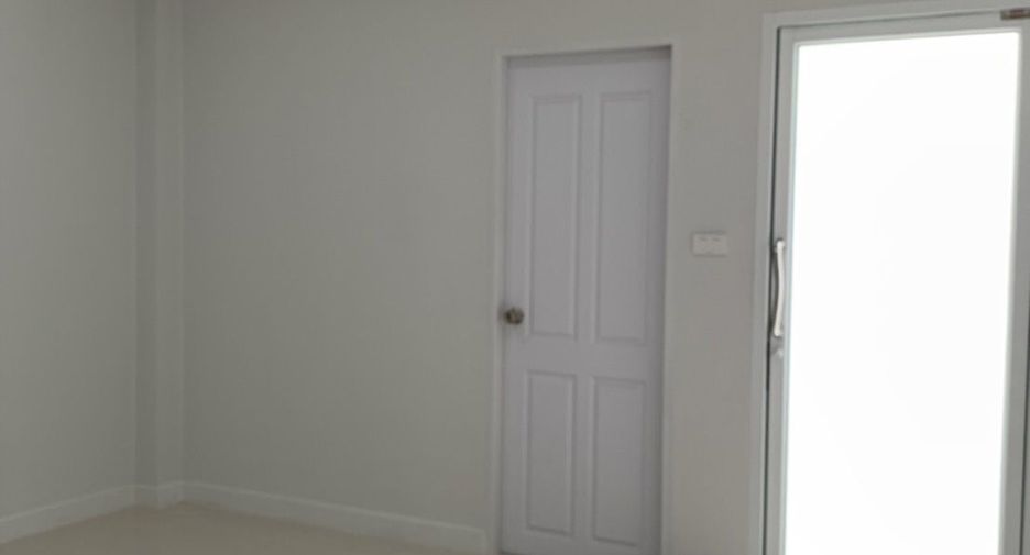 For sale 4 ベッドルーム townhouse in Kantharawichai, Maha Sarakham