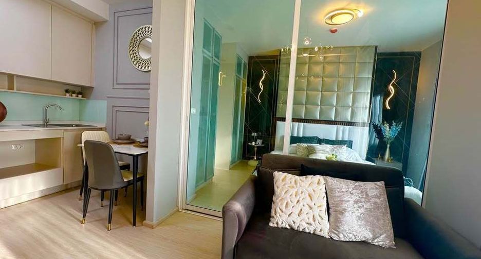 For sale 1 bed condo in Huai Khwang, Bangkok
