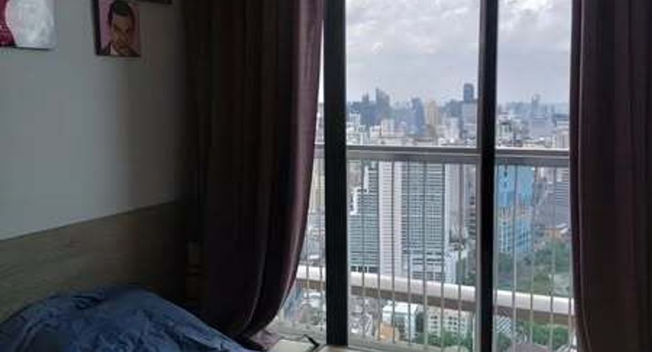 For sale 2 bedrooms condo in Khlong Toei, Bangkok