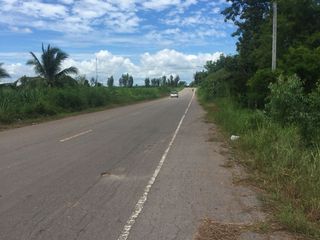Продажа Участок в Nam Phong, Кхонкен