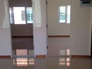 For sale 3 bedrooms house in Mueang Ubon Ratchathani, Ubon Ratchathani