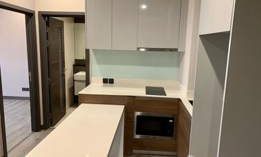 For sale 2 bedrooms condo in Bang Phlat, Bangkok