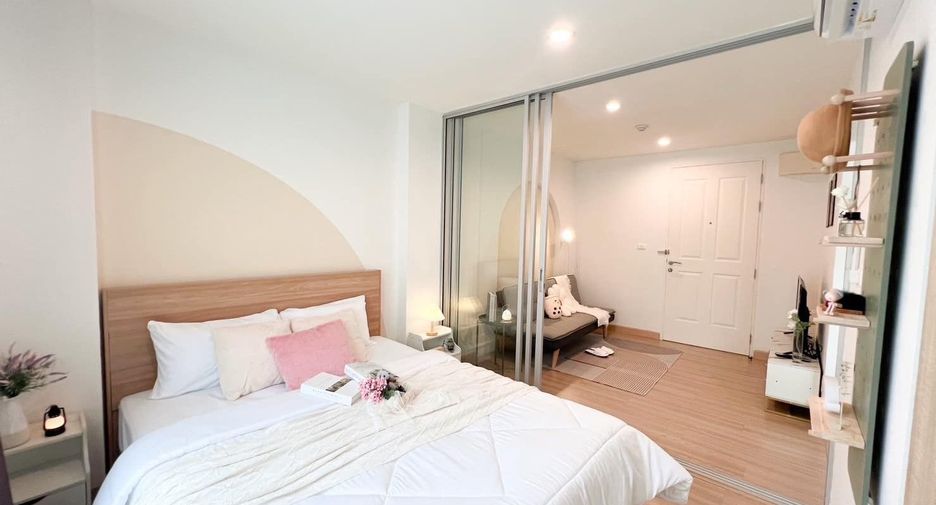 For sale 1 bed condo in Khan Na Yao, Bangkok