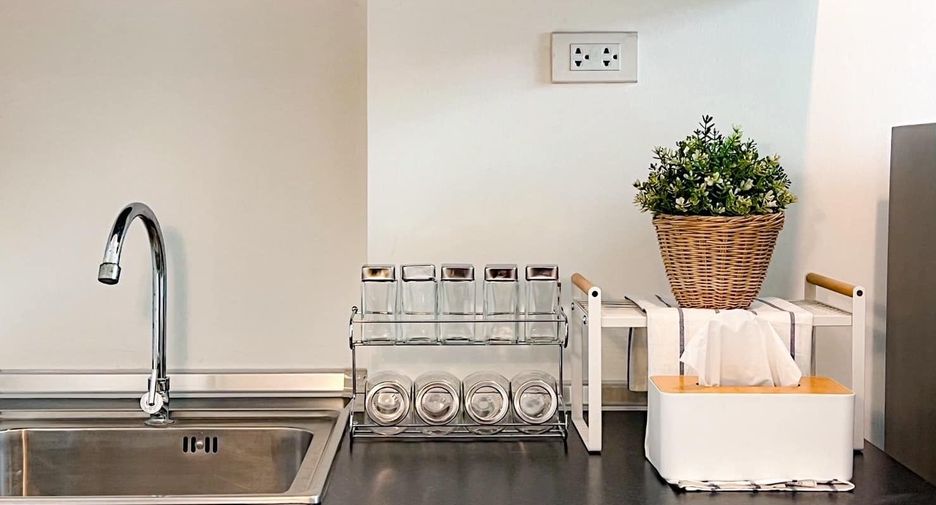 For sale 1 bed condo in Khan Na Yao, Bangkok