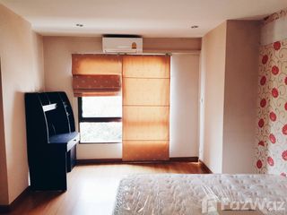 À vendre 1 chambre condo à Din Daeng, Bangkok