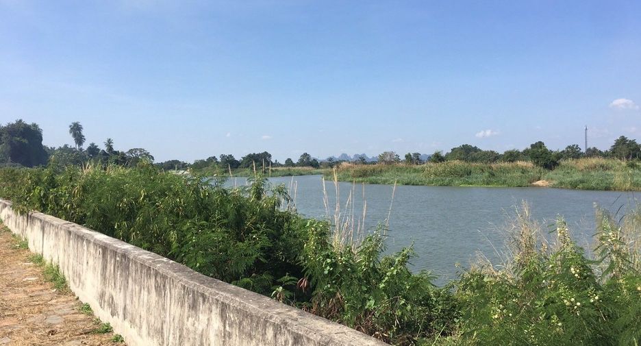 For sale 3 bedrooms house in Banphot Phisai, Nakhon Sawan