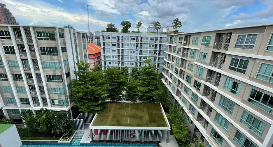 For sale 1 bed condo in Mueang Samut Prakan, Samut Prakan