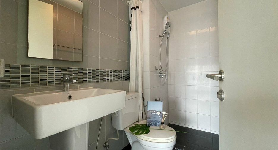 For sale 1 bed condo in Mueang Samut Prakan, Samut Prakan