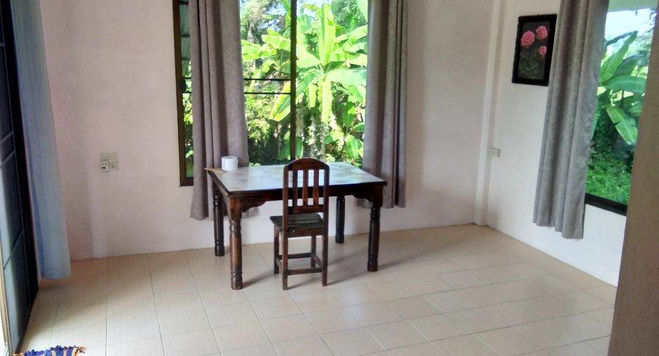For sale 8 bedrooms villa in Chiang Dao, Chiang Mai