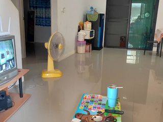For sale 4 bedrooms townhouse in Lat Lum Kaeo, Pathum Thani