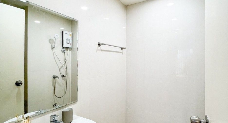 For sale 2 bedrooms condo in Bang Na, Bangkok