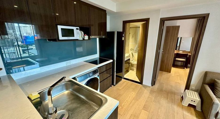 For sale 2 bedrooms condo in Watthana, Bangkok