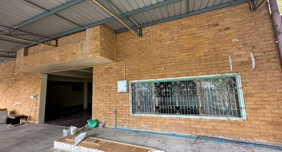 Büro zur Miete mit 9 Zimmer in Bang Yai, Nonthaburi