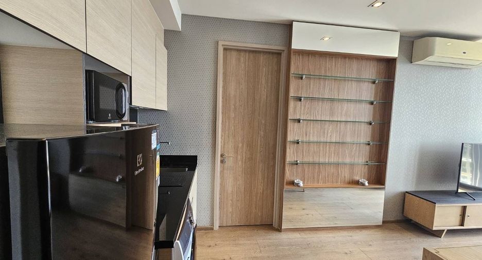 À vendre 2 chambres condo à Khlong Toei, Bangkok