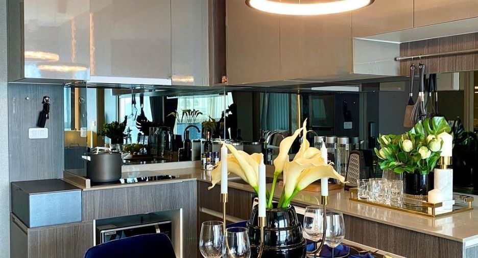 For sale 2 bedrooms condo in Watthana, Bangkok