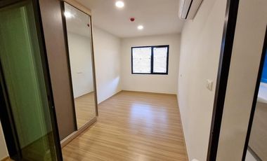 For sale 1 bed condo in Wang Thonglang, Bangkok
