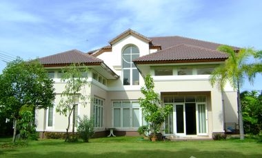 Haus zum Kauf mit 4 Zimmer in Mueang Samut Sakhon, Samut Sakhon