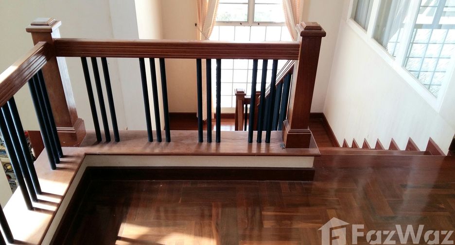 For sale 4 bedrooms house in Mueang Samut Sakhon, Samut Sakhon