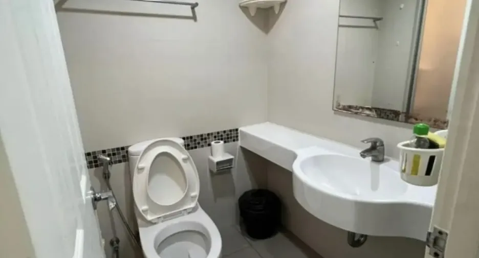 For sale 1 bed condo in Yan Nawa, Bangkok