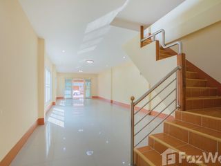 For sale 2 bedrooms townhouse in Mueang Phrae, Phrae