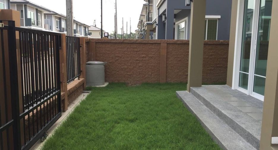 For sale 3 bedrooms house in Mueang Samut Prakan, Samut Prakan