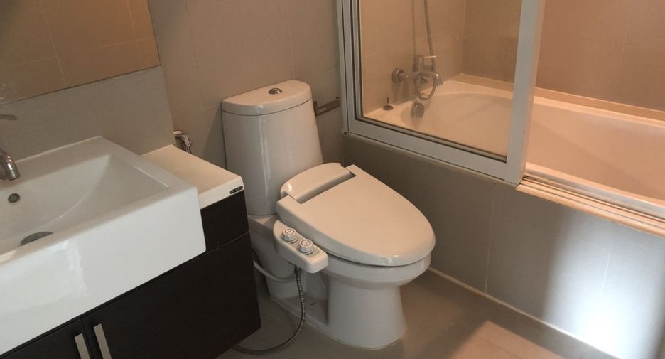 Wohnung zum Kauf mit 2 Zimmer in Khlong Toei, Bangkok