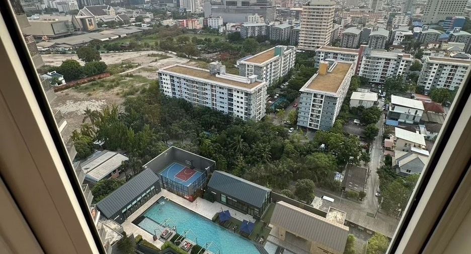 Wohnung zum Kauf mit Studio in Huai Khwang, Bangkok