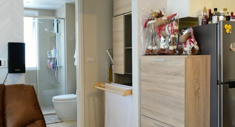 For sale 1 bed condo in Huai Khwang, Bangkok