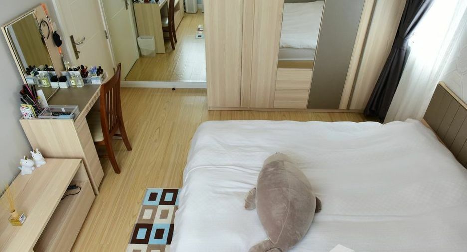 For sale 1 bed condo in Huai Khwang, Bangkok