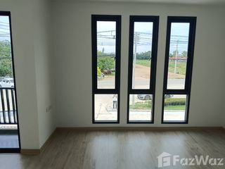 出租 3 卧室 联排别墅 在 Lam Luk Ka, Pathum Thani