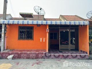 For sale 2 bedrooms townhouse in Sam Phran, Nakhon Pathom