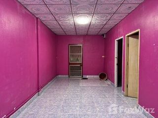 For sale 2 bedrooms townhouse in Sam Phran, Nakhon Pathom