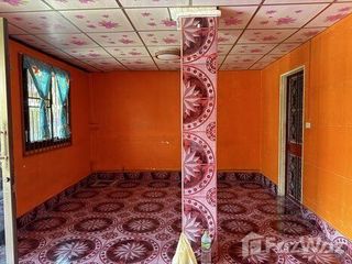 For sale 2 bedrooms townhouse in Sam Phran, Nakhon Pathom