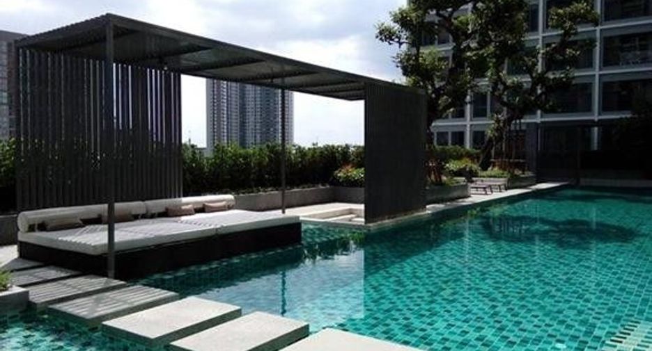 For sale 1 bed condo in Thon Buri, Bangkok
