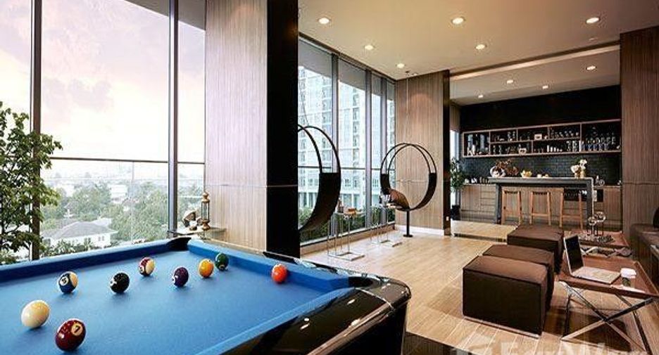 For sale 1 bed condo in Thon Buri, Bangkok