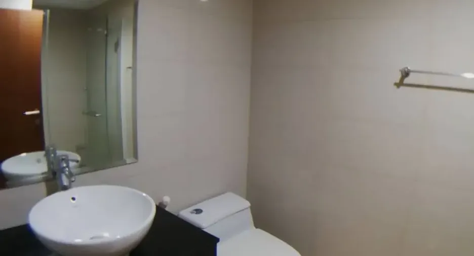 For sale 1 bed condo in Yan Nawa, Bangkok