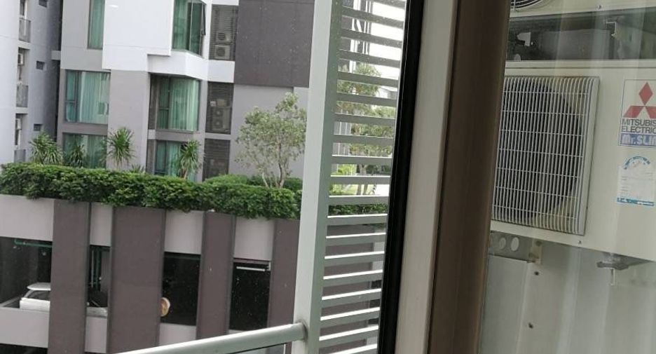 For sale 1 bed condo in Yan Nawa, Bangkok