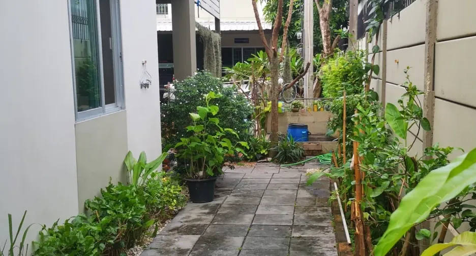 For sale 3 ベッドルーム townhouse in Bang Kruai, Nonthaburi
