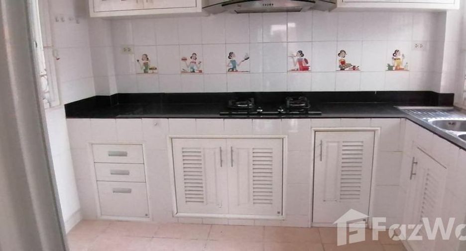 For sale 3 bedrooms house in Mueang Chachoengsao, Chachoengsao