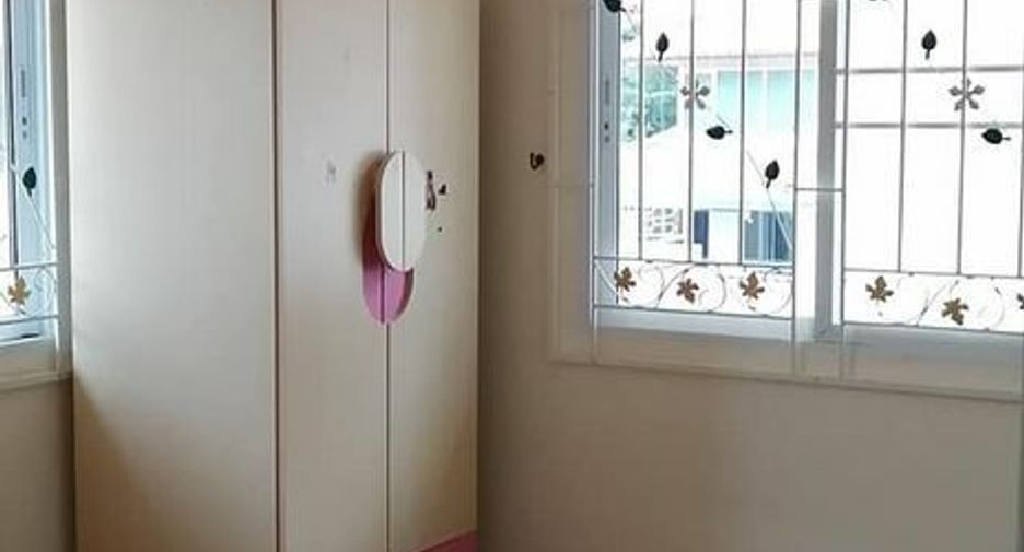For sale 3 bedrooms house in Mueang Chachoengsao, Chachoengsao