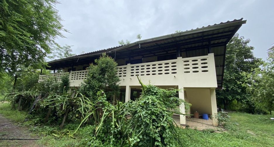 For sale 3 bedrooms house in Pa Sang, Lamphun