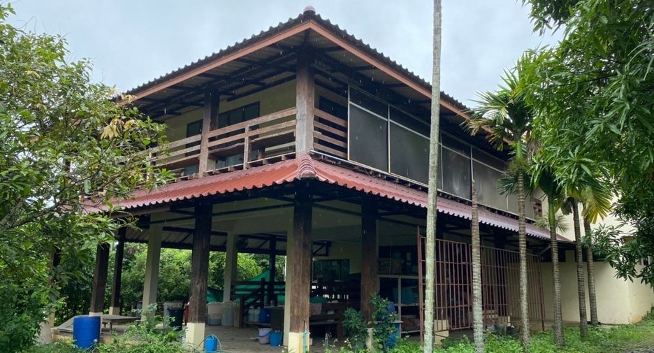 For sale 3 bedrooms house in Pa Sang, Lamphun