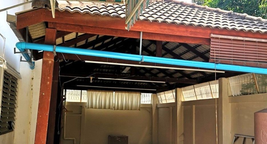 出租 5 卧室 独立屋 在 Mueang Nakhon Pathom, Nakhon Pathom
