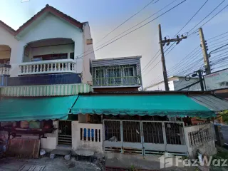 Casa adosada en venta de 4 habitaciones en Hat Yai, Songkhla