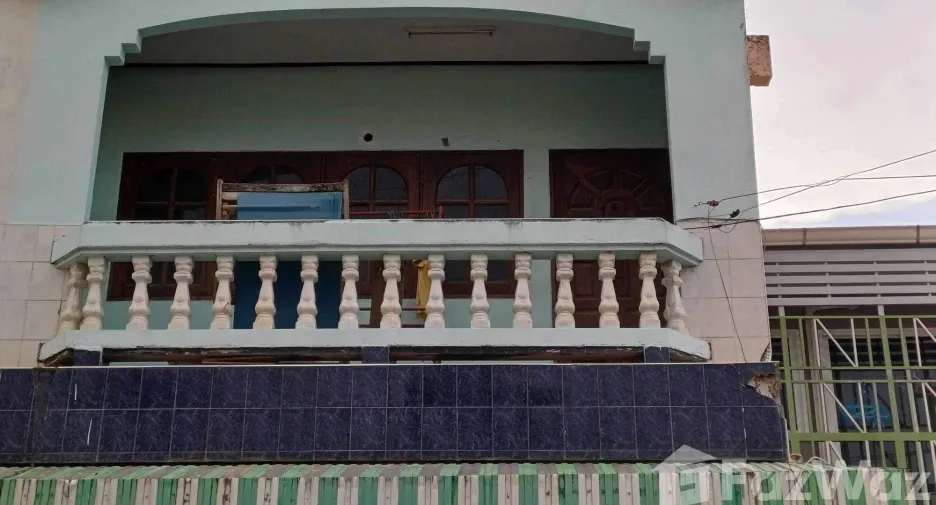 Casa adosada en venta de 4 habitaciones en Hat Yai, Songkhla