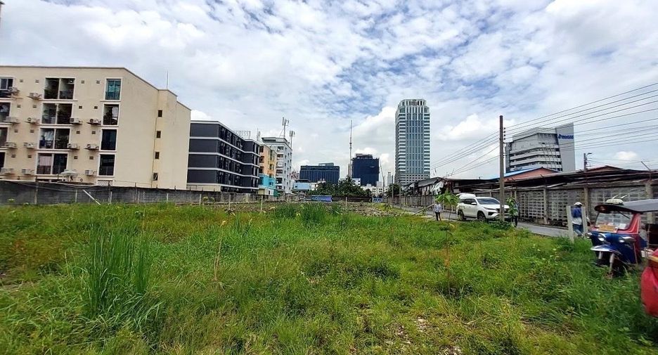 For sale land in Phaya Thai, Bangkok