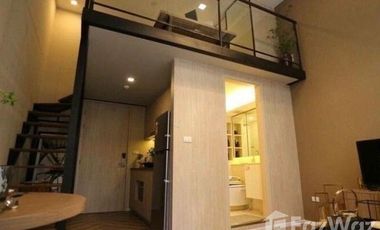 For sale 1 bed condo in Khlong Toei, Bangkok
