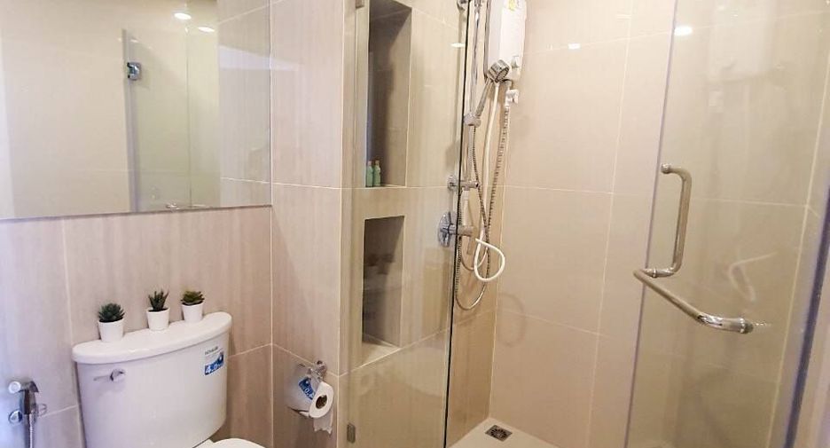 For sale 1 bed condo in Suan Luang, Bangkok