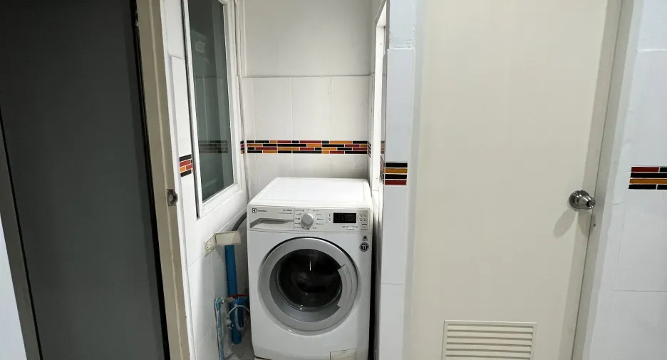 For rent 3 bedrooms townhouse in Pak Kret, Nonthaburi